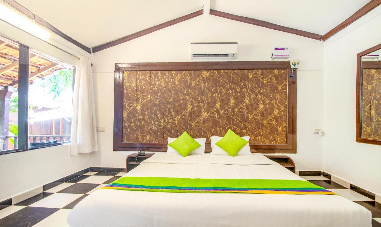 Treebo Trend Ashwem Beach Resort Goa Mandrem Kültér fotó